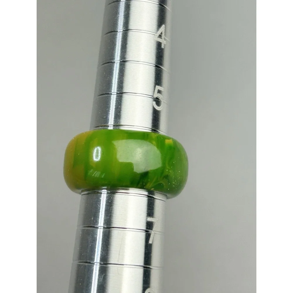 Bakelite Size 6.5 Vintage Green Marbled Chunky Ring